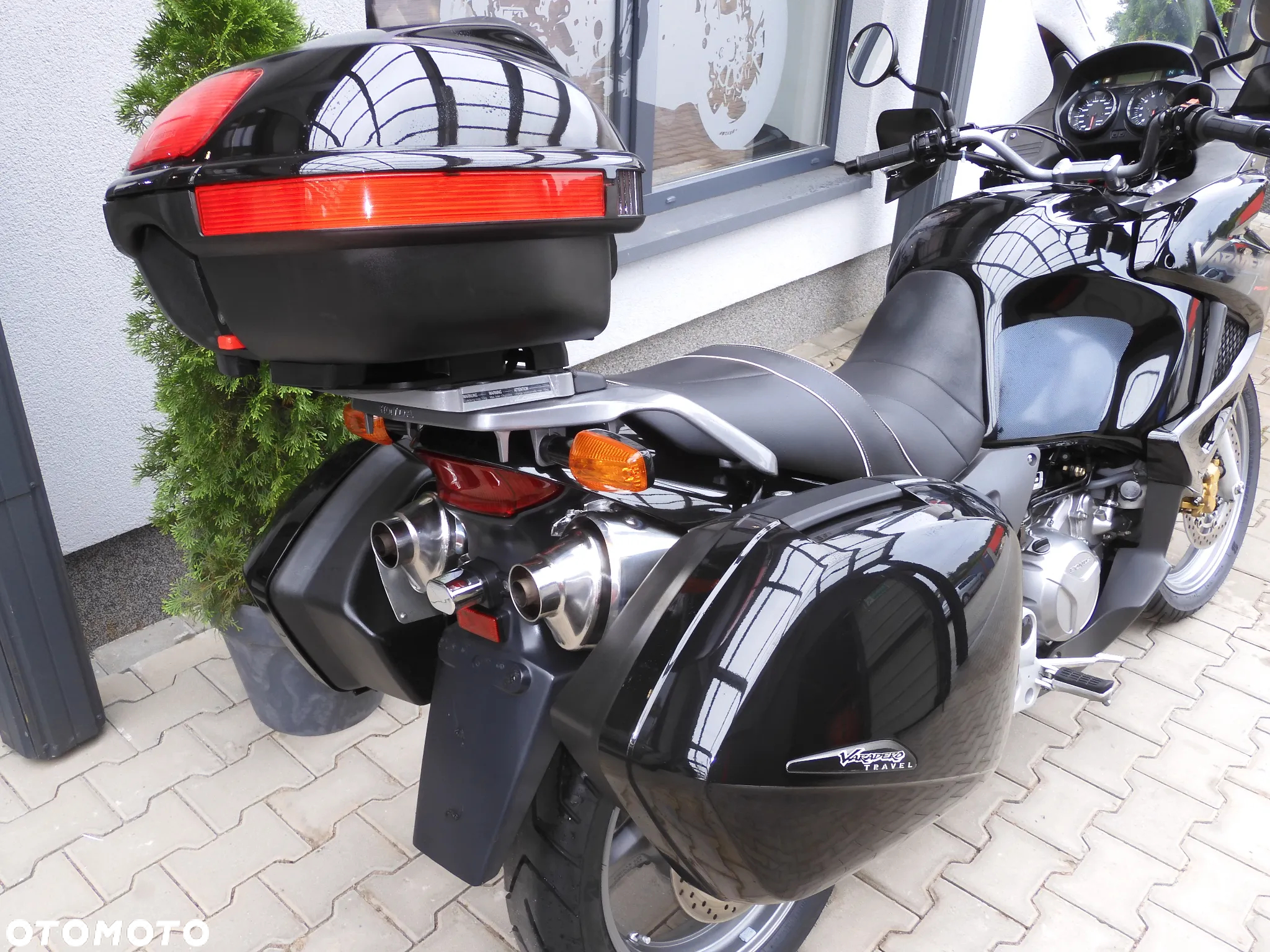 Honda XL - 9