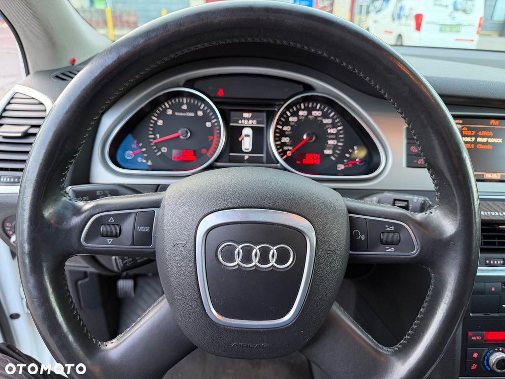 Audi Q7 - 22