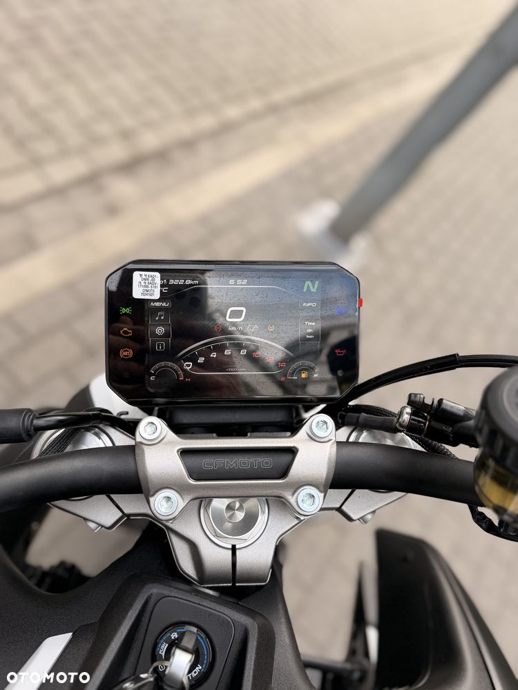 CFMoto 450NK - 10