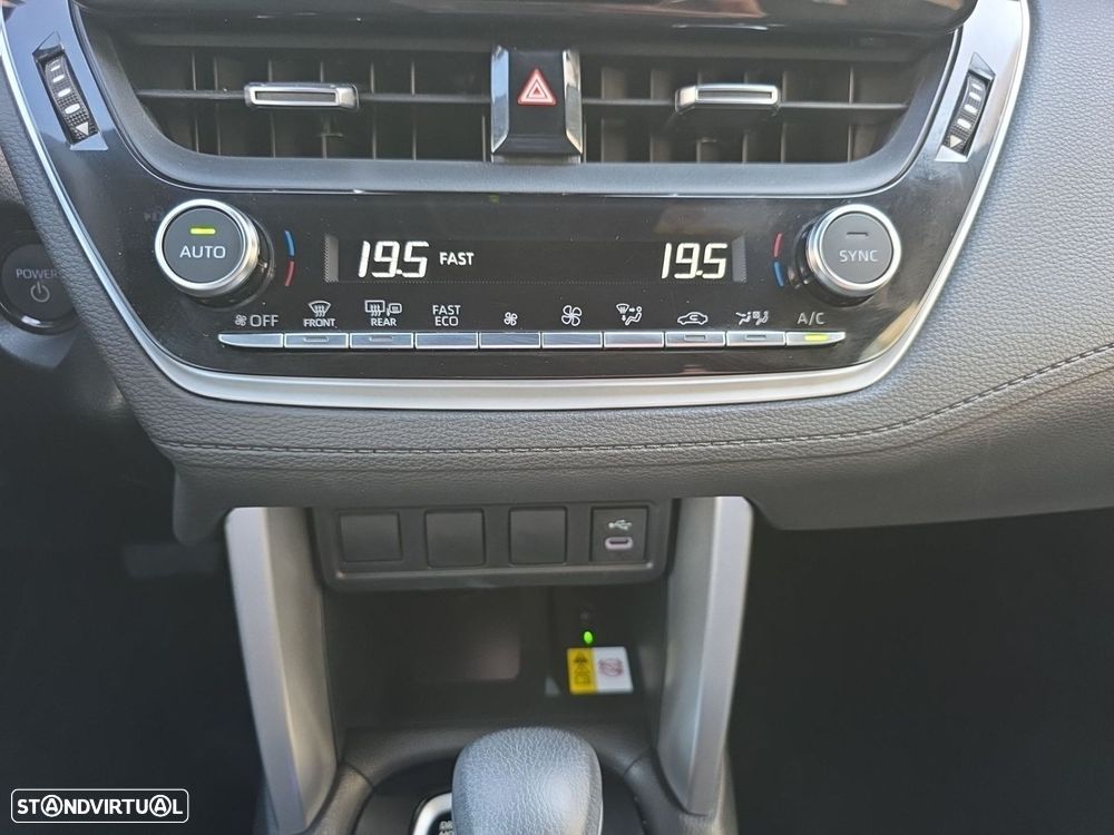 Toyota Corolla Cross 1.8 Hybrid Exclusive - 16