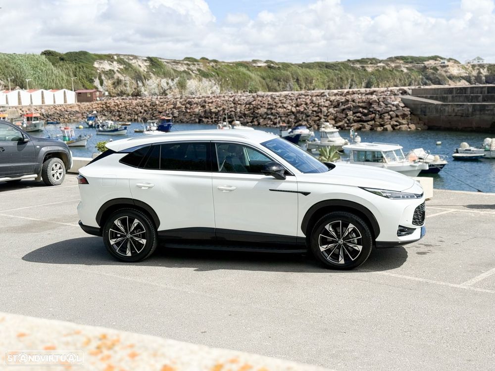 MG EHS 1.5 T-GDI Plug-in Hybrid Luxury - 24