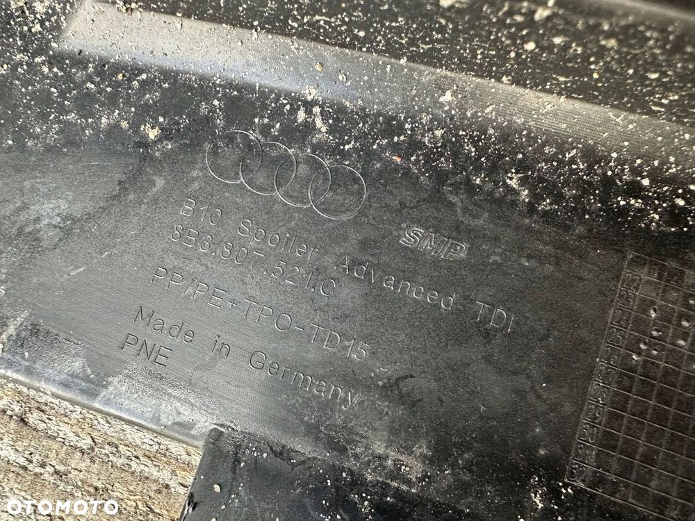 zderzak tył tylny audi a5 b10 8b3 2024- 8b3807511a cały oryginał - 8