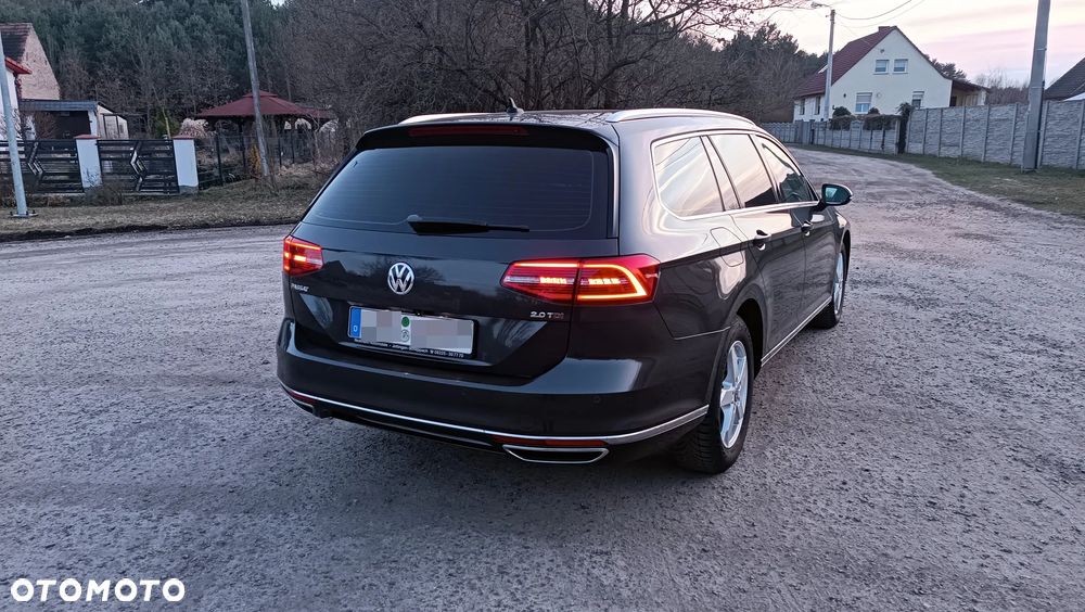Volkswagen Passat 2.0 TDI SCR DSG Highline - 9