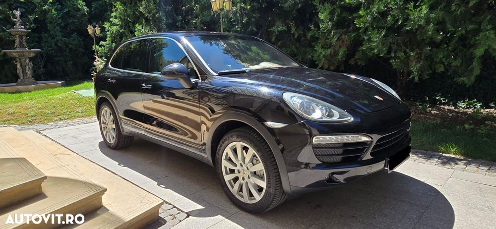Porsche Cayenne - 2