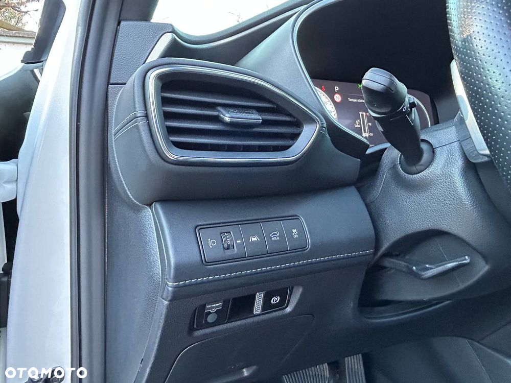Hyundai Santa Fe 1.6 T-GDI HEV Platinum 4WD - 25