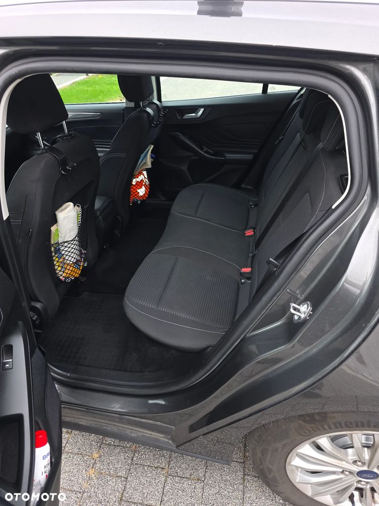 Ford Focus - 2