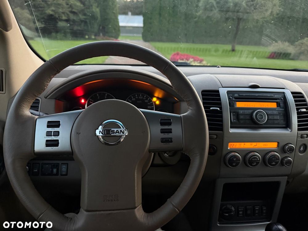 Nissan Pathfinder 2.5 D Platinum - 13