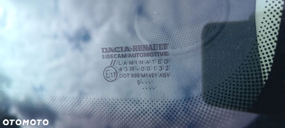 Dacia Duster 1.6 SCe Prestige - 30