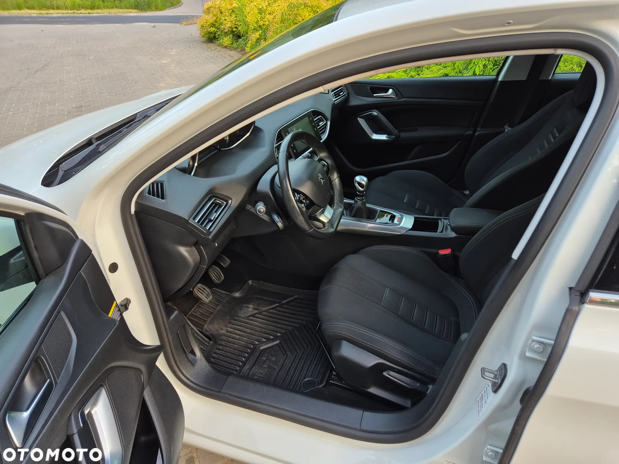Peugeot 308 1.6 THP Allure - 7