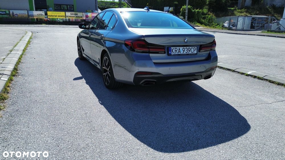 BMW Seria 5 520d MHEV M Sport sport - 17