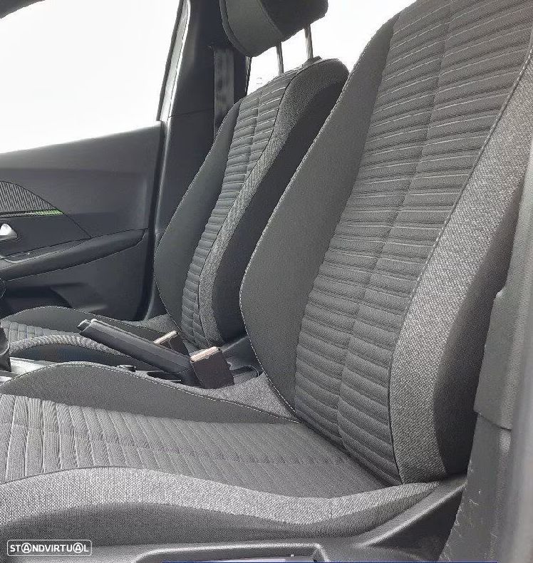 Peugeot 2008 1.5 BlueHDi Active EAT8 - 4