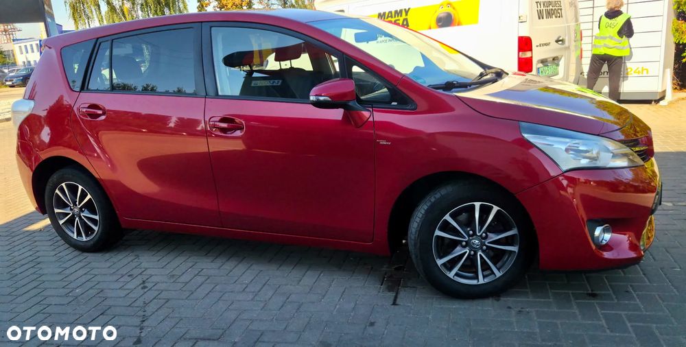 Toyota Verso 2.0 D-4D 5-Sitzer Executive - 14