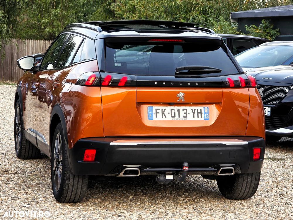 Peugeot 2008 PureTech 155 EAT8 GT Pack - 10