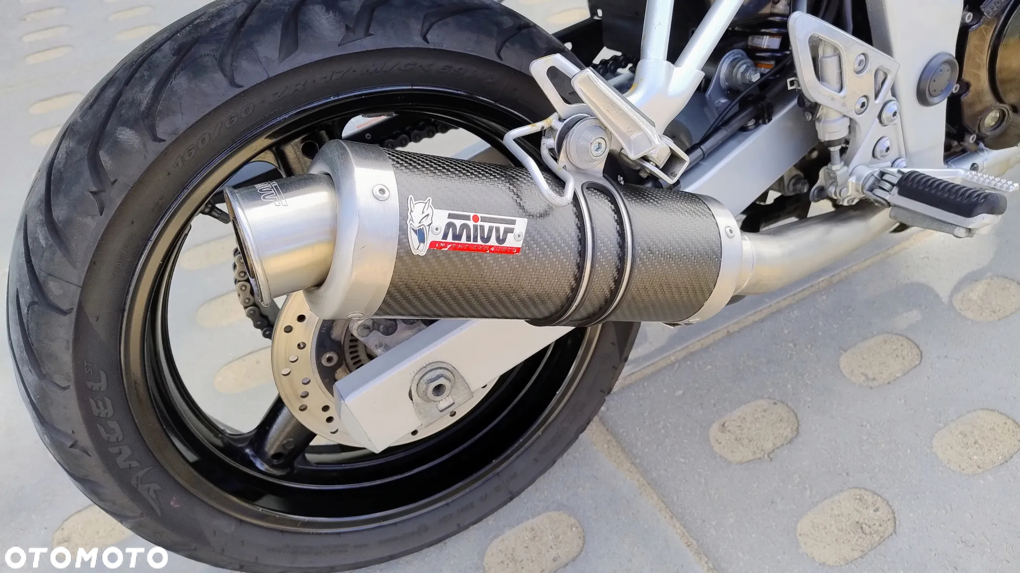 Suzuki Bandit - 10