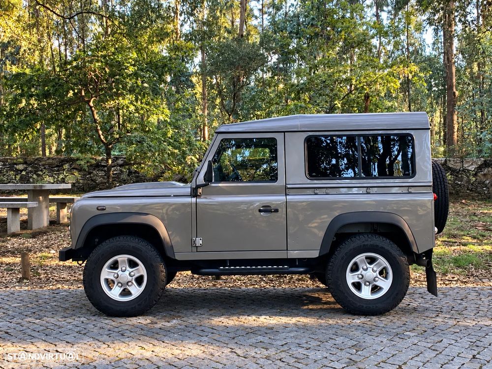Land Rover Defender 90 2.4 CRD SE - 9