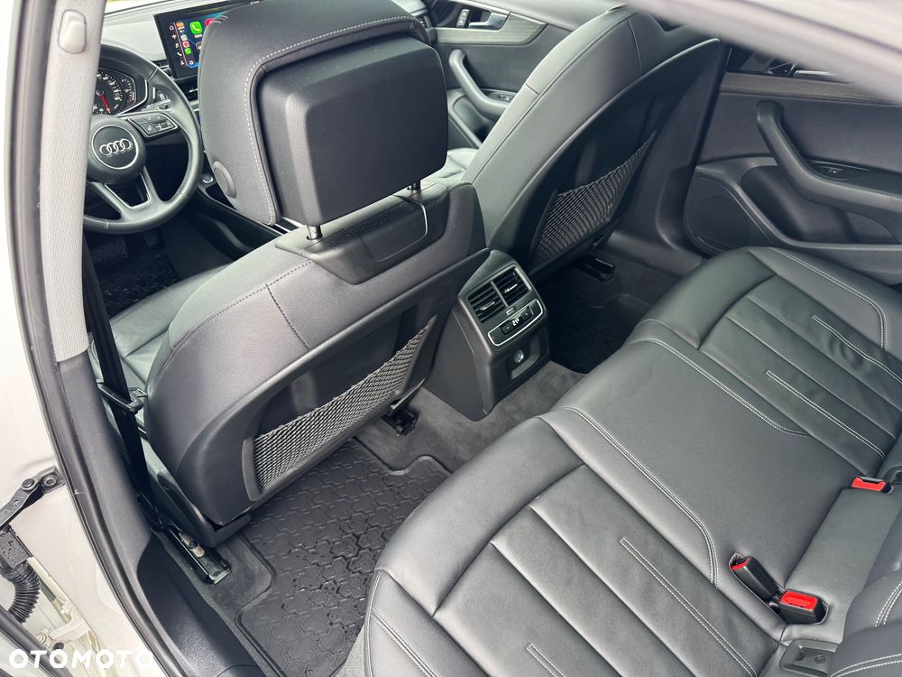 Audi A4 Limousine - 19