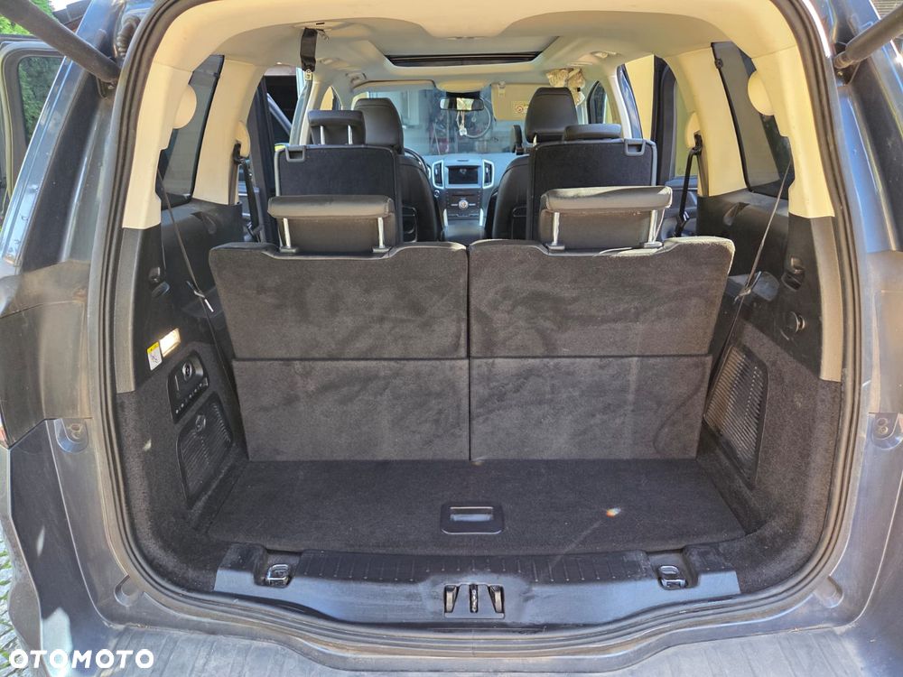 Ford Galaxy - 14