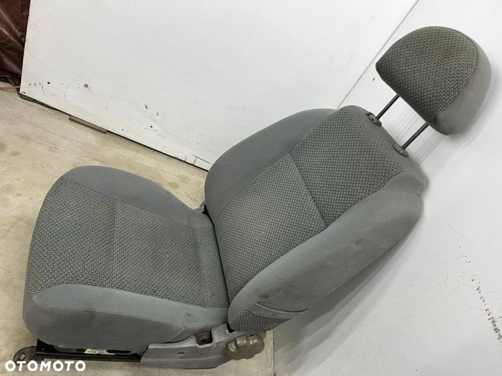 Fotele Chevrolet Aveo I T200 Daewoo Kalos 03-07r. HB 5Drzwi EUROPA komplet - 6