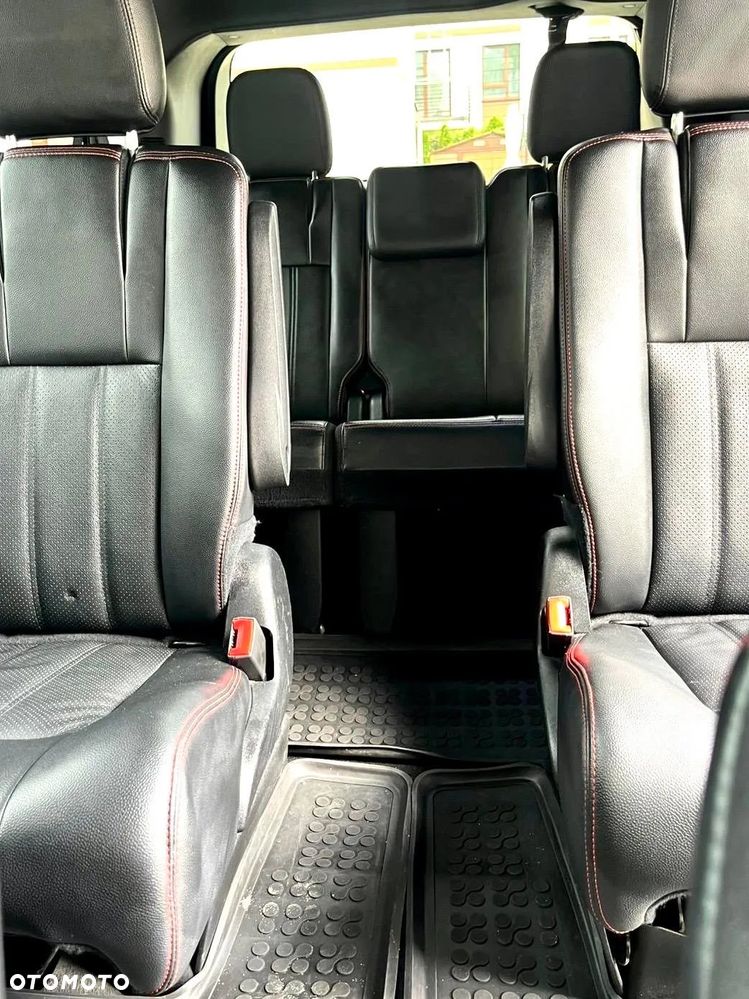 Dodge Grand Caravan 3.6 R/T - 11