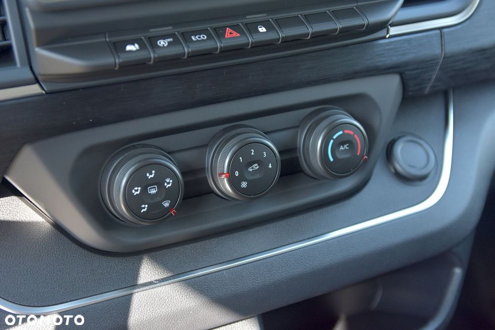 Renault Trafic - 15