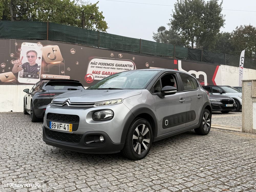 Citroën C3 1.2 PureTech Shine - 1