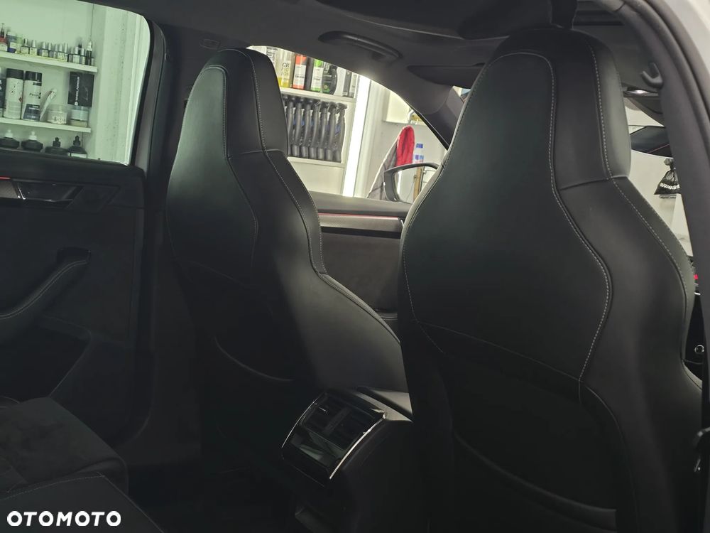 Skoda Superb 1.5 TSI Sportline DSG - 12