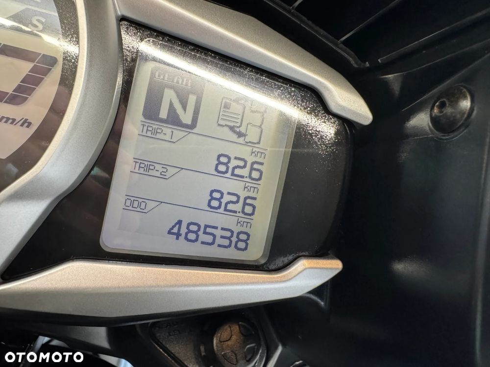 Yamaha FJR - 35