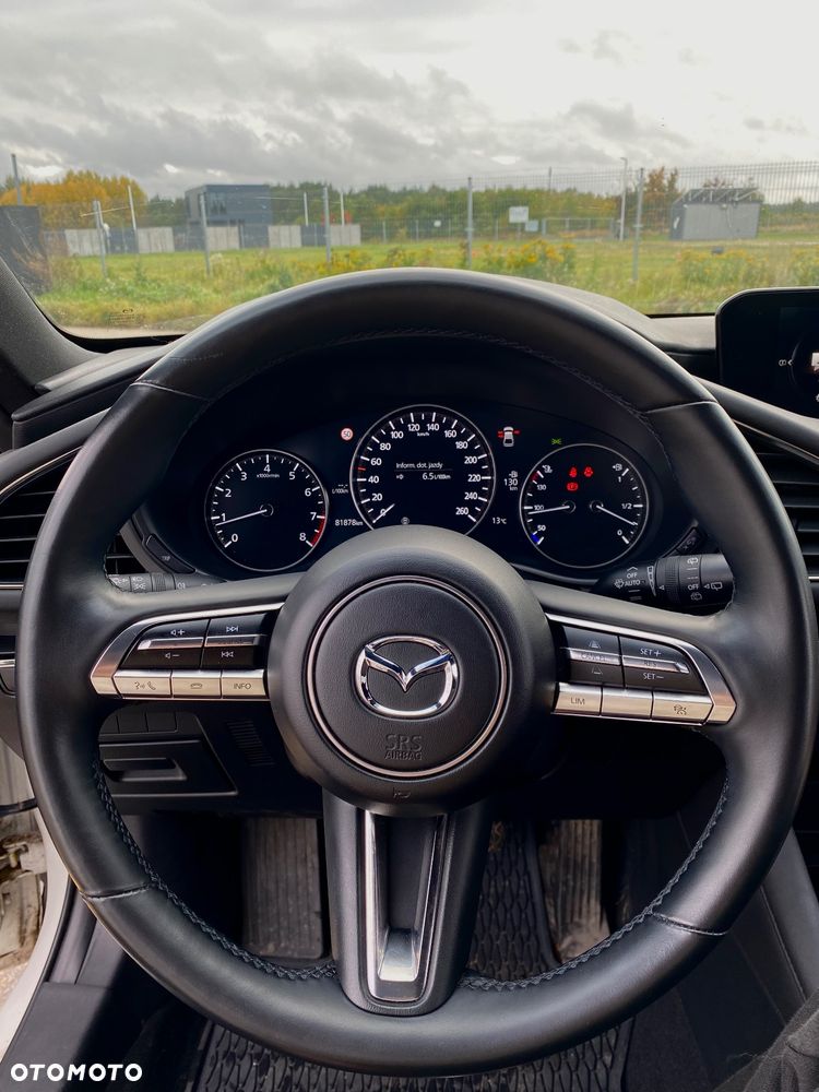 Mazda 3 - 9