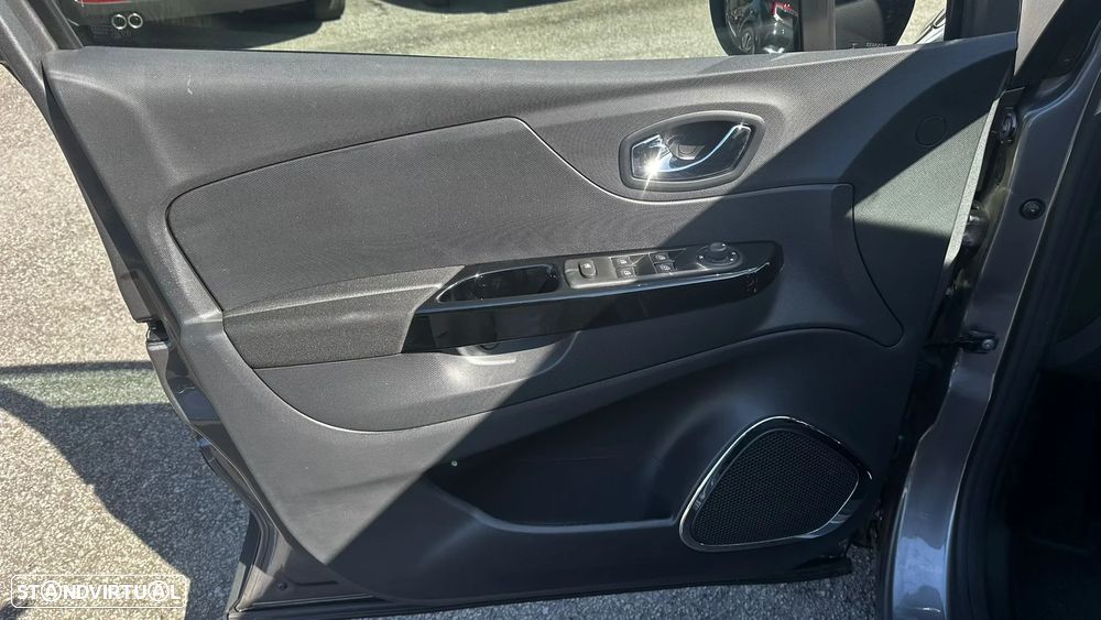 Renault Captur 1.5 dCi Exclusive - 16