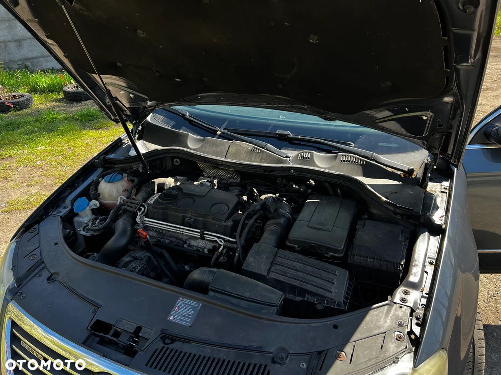 Volkswagen Passat 1.9 TDI DPF BlueMotion - 7