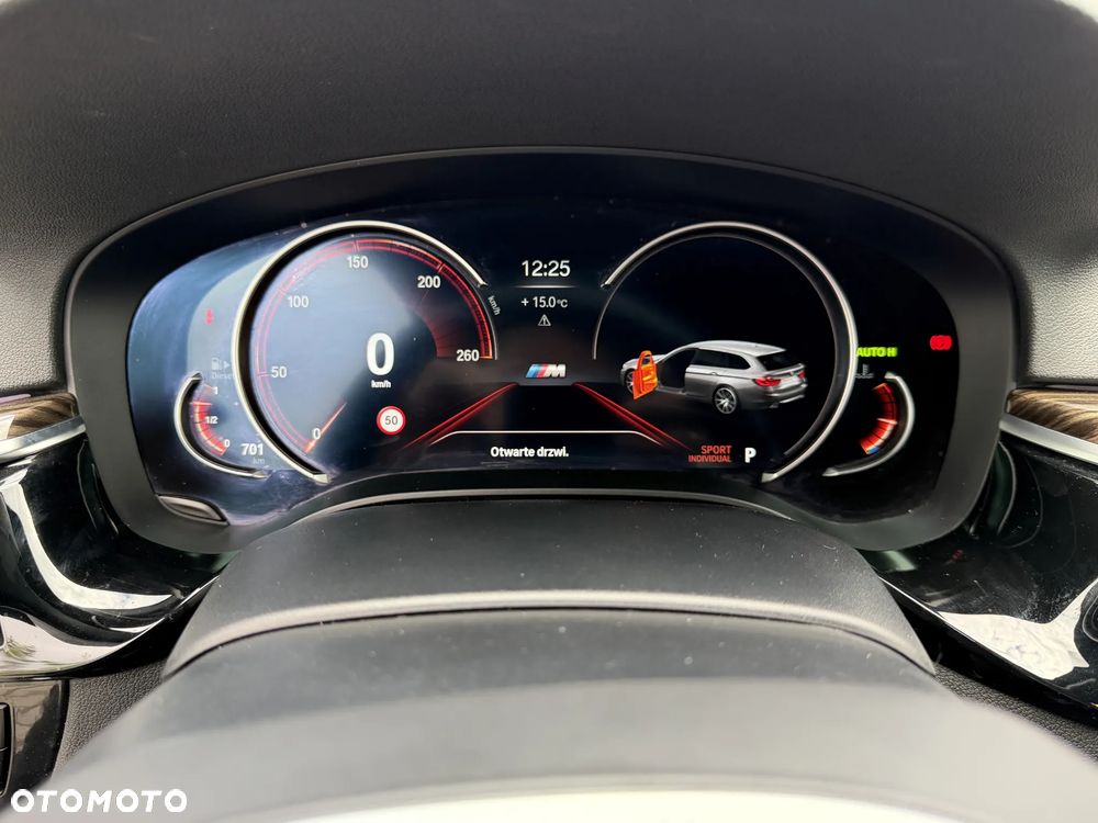 BMW Seria 5 520d xDrive Sport - 9