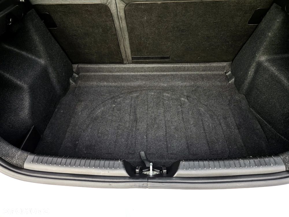 Hyundai i30 i30cw 1.4 CRDi Advantage - 32