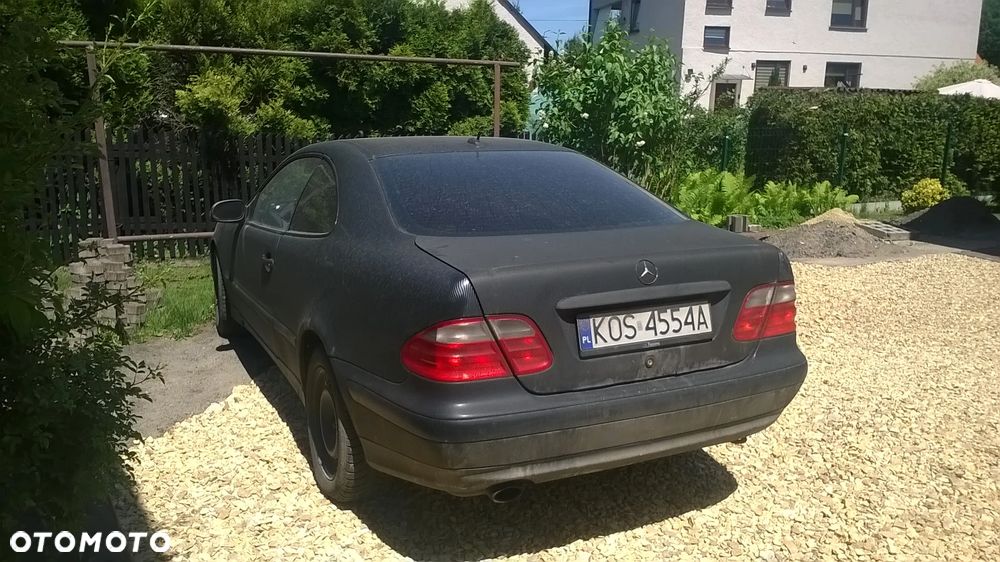 Mercedes-Benz CLK - 7