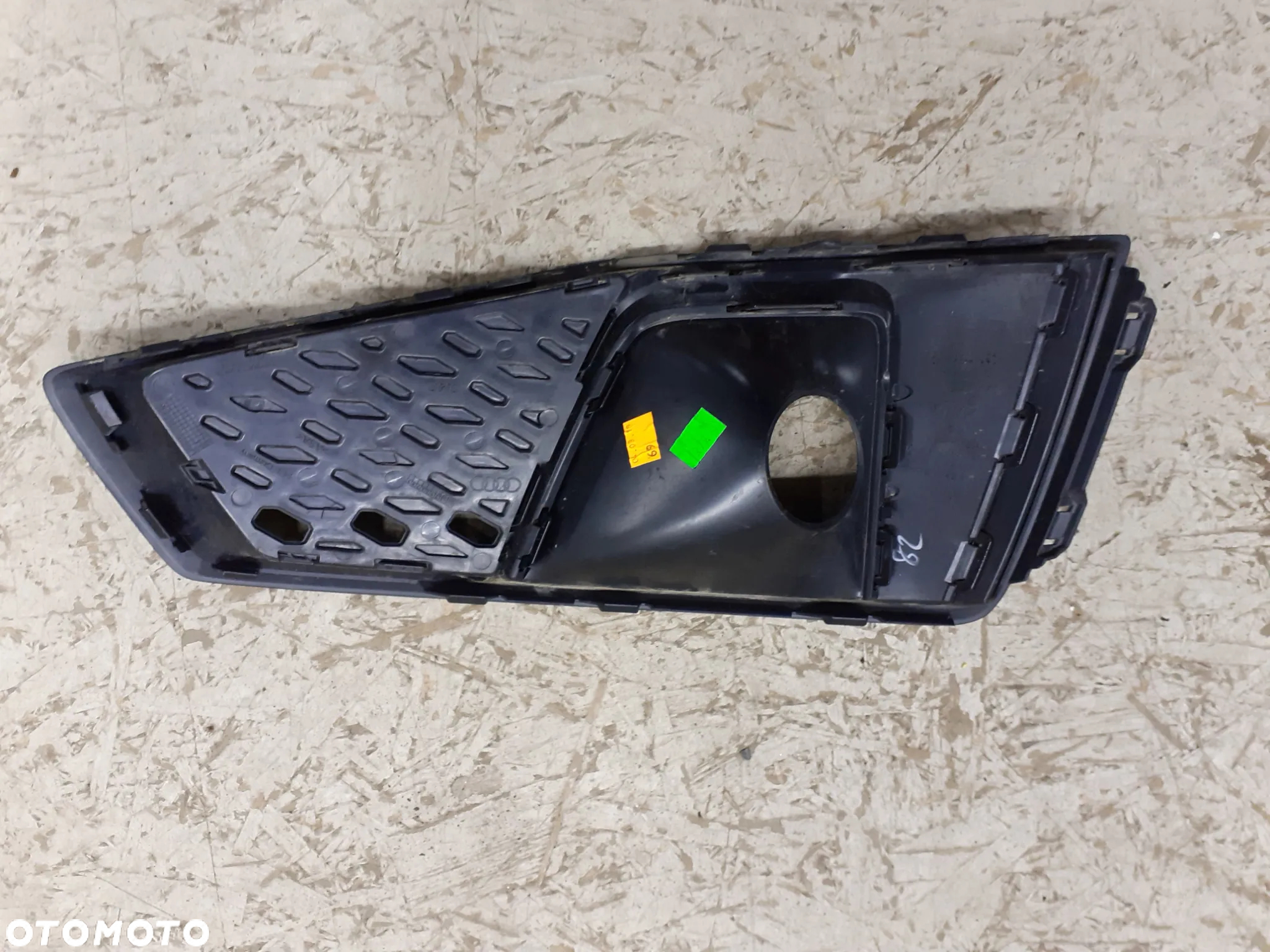 KRATKA ZDERZAKA PRZÓD LEWA AUDI A4 B9 S-LINE COMPETITION PLUS 8W0807681BA - 4