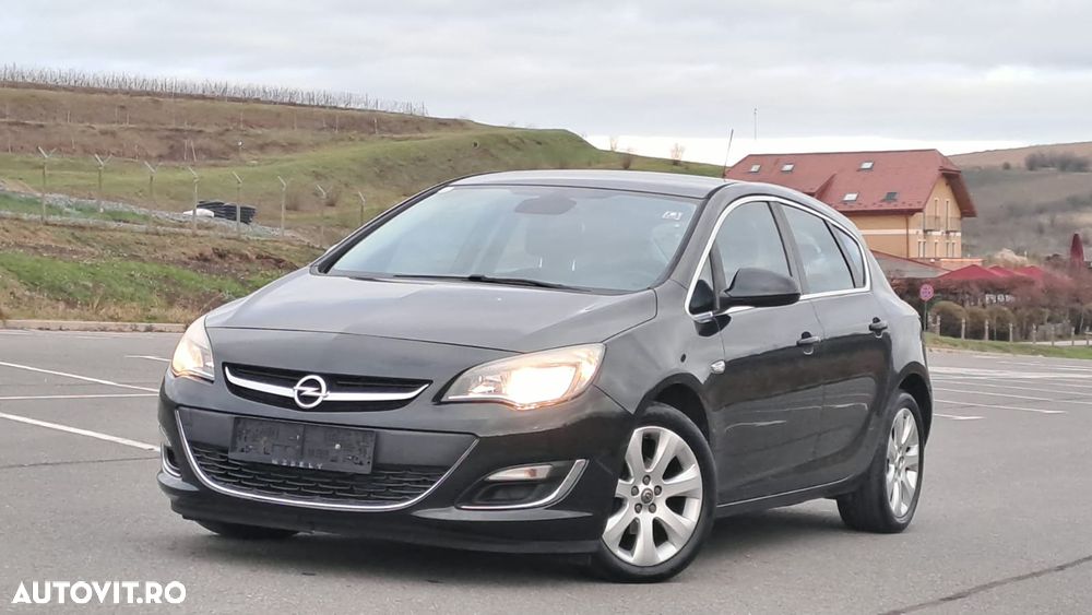 Opel Astra 1.4 Turbo ECOFLEX Start/Stop Exklusiv - 2