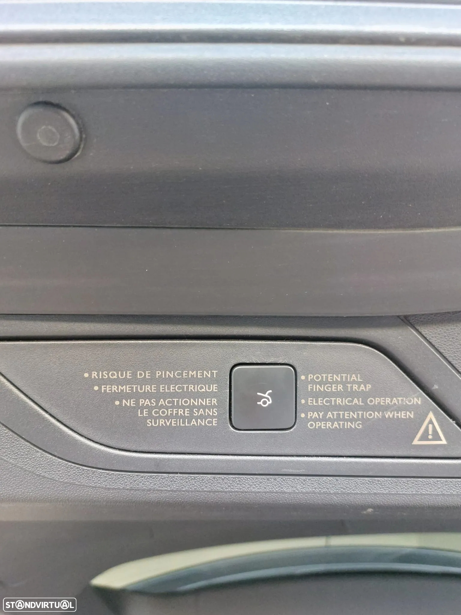 Citroën C4 Grand Picasso 2.0 HDi FAP EGS6 (7L) Exclusive - 35