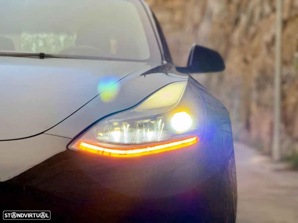 Tesla Model 3 Tração Traseira - 25