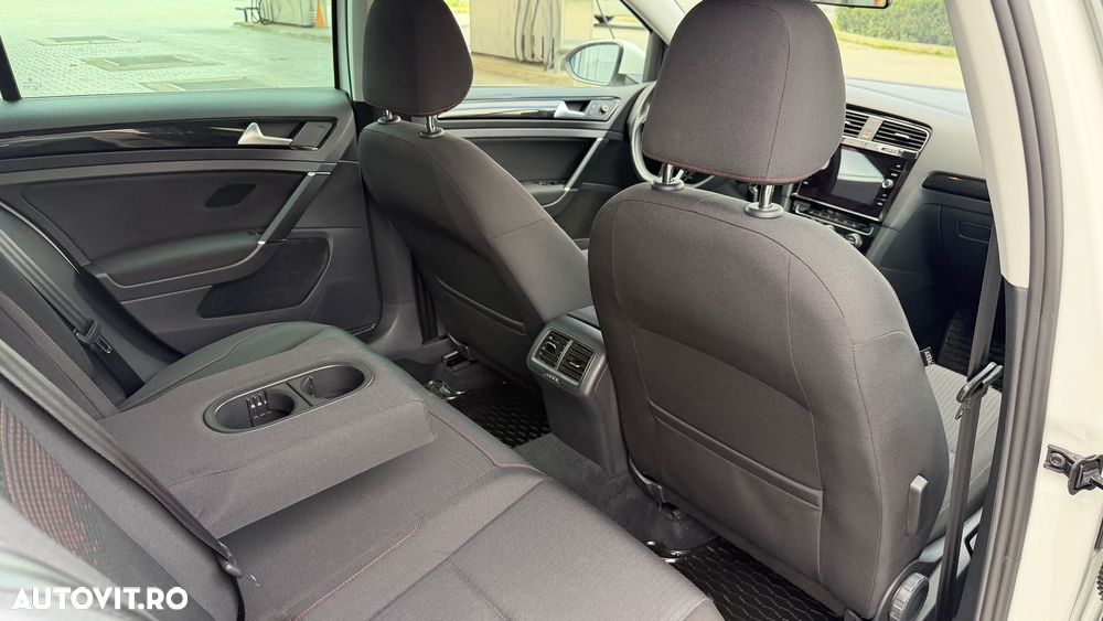 Volkswagen Golf 1.4 TSI Sound - 13