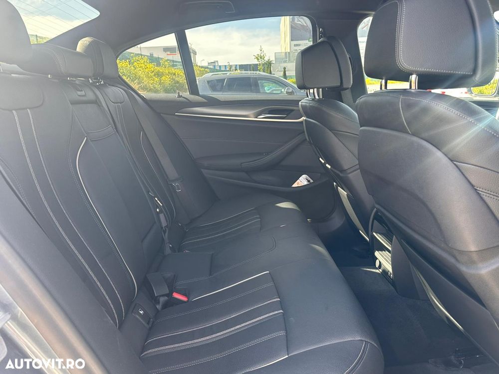 BMW Seria 5 520d xDrive AT MHEV - 13