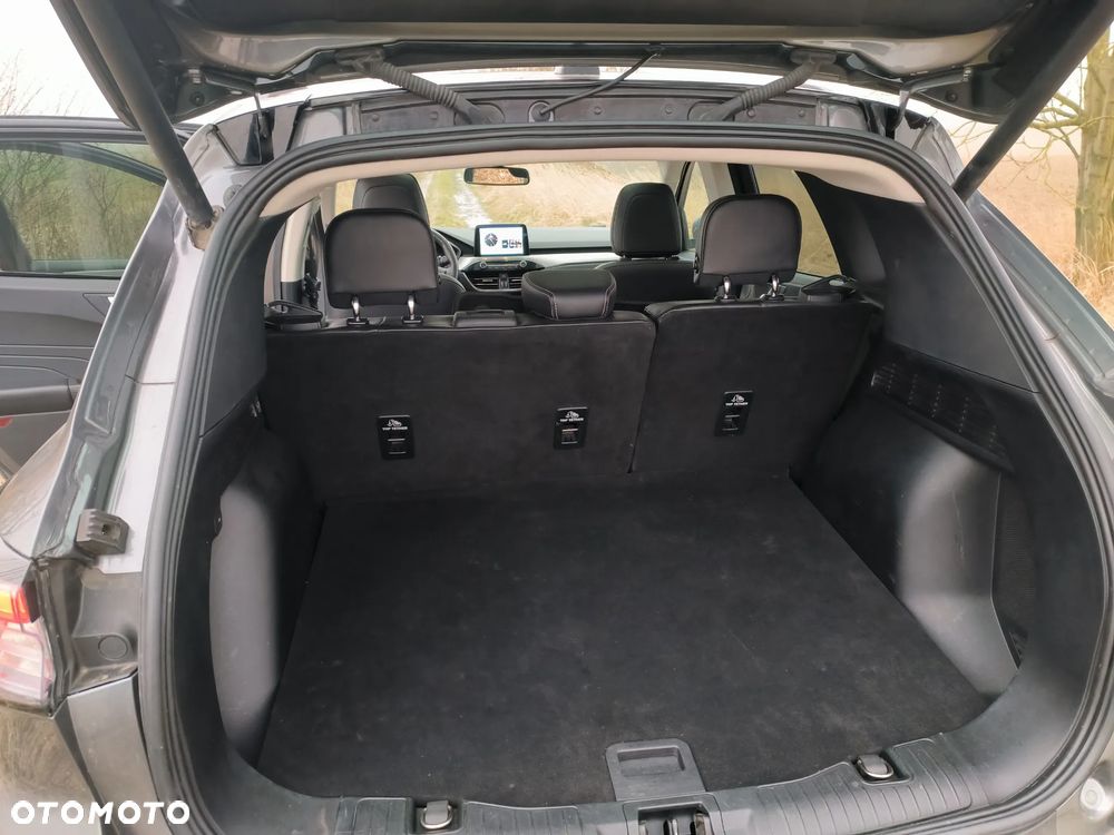 Ford Kuga 2.5 FHEV AWD Titanium X - 17