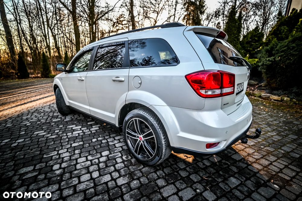 Fiat Freemont 2.0 Multijet 16V DPF Automatik Allrad Black Code - 4