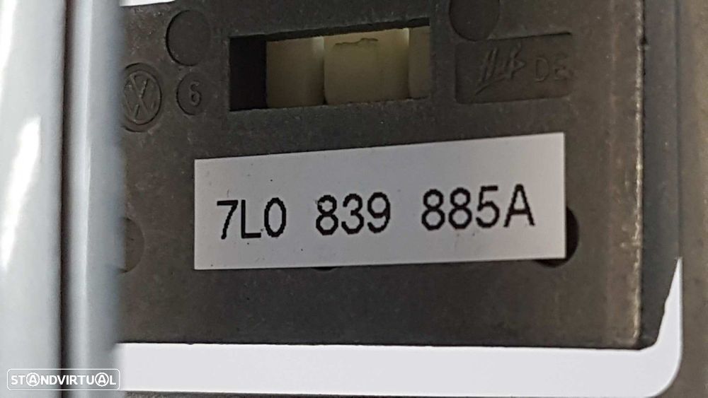 PUXADOR EXTERIOR TRASEIRO ESQUERDO VOLKSWAGEN TOUAREG (7LA) TDI R5 - 3