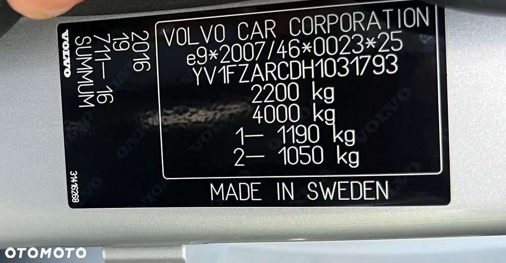 Volvo V60 Cross Country D3 Geartronic Summum - 26