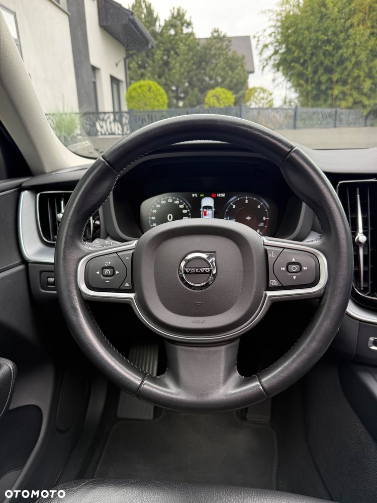 Volvo XC 60 - 26