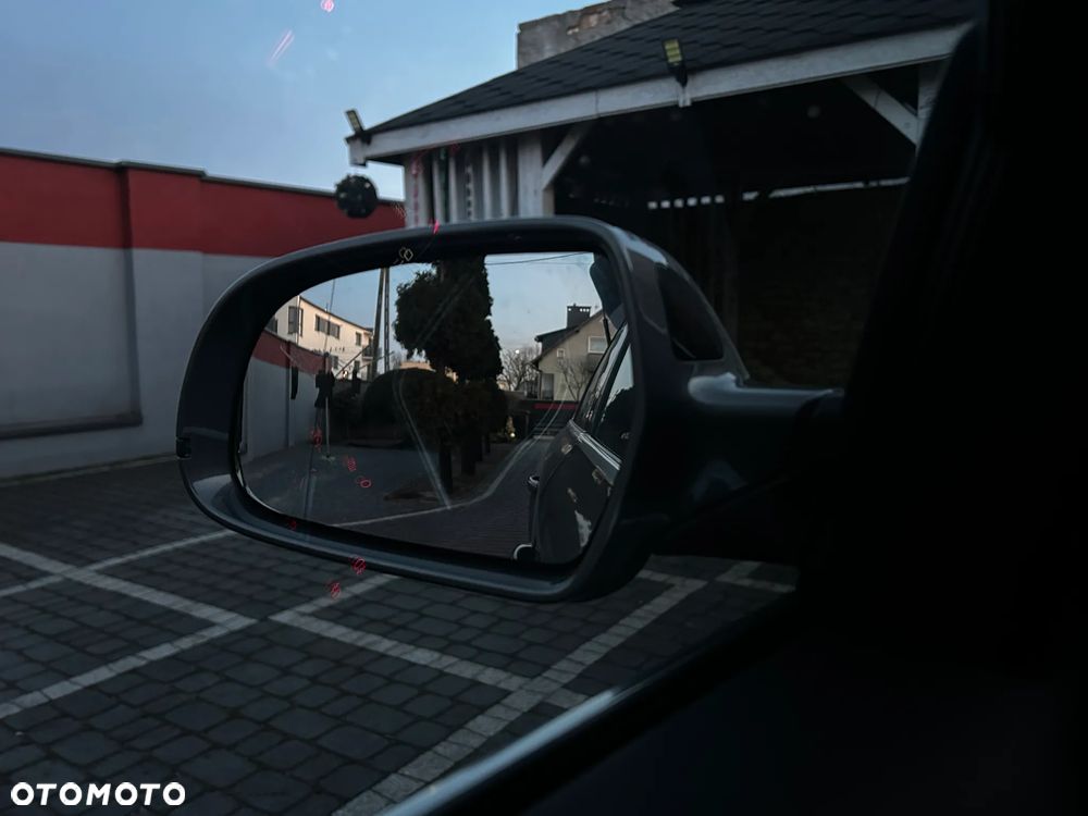 Audi A4 Avant 2.0 TDI clean diesel Multitronic - 19