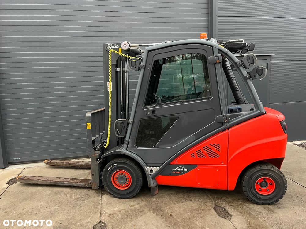 Linde H20D/600 DIESEL Triplex widły teleskopowe Klima Pozycjoner - 10