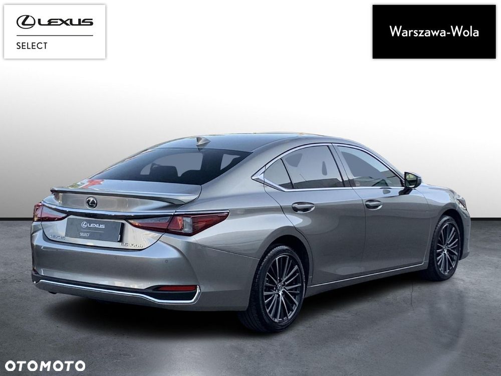 Lexus ES 300h Business Edition - 7