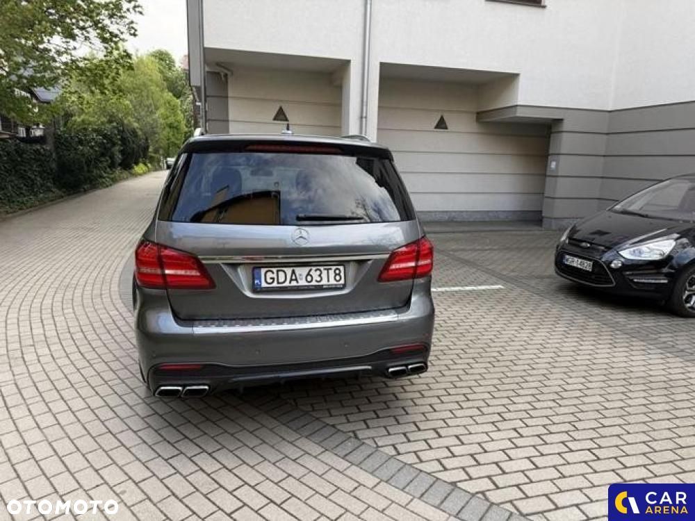 Mercedes-Benz GLS - 7