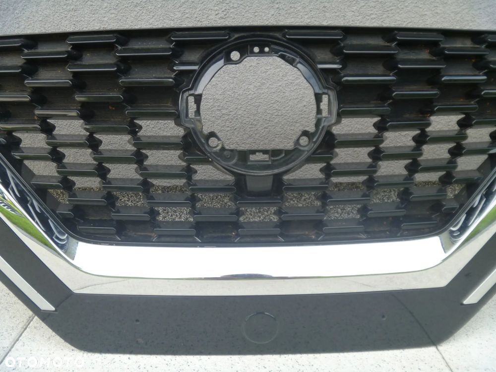 NISSAN QASHQAI III J12 ATRAPA ZDERZAKA CHŁODNICY ORYGINAŁ 62310-6UA,A ŁADNA - 7
