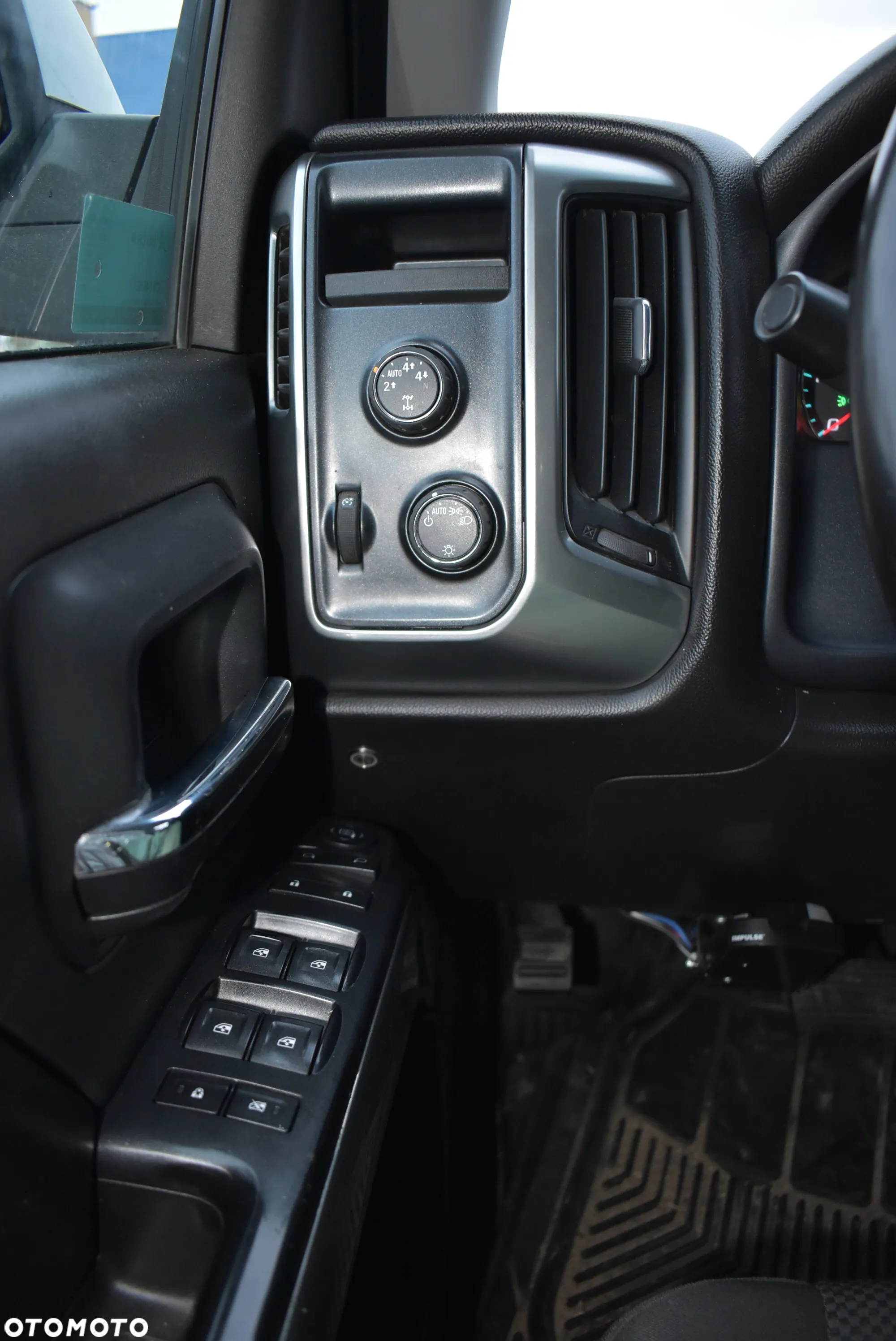 Chevrolet Silverado 5.3 Crew Cab LT2 4x4 - 32